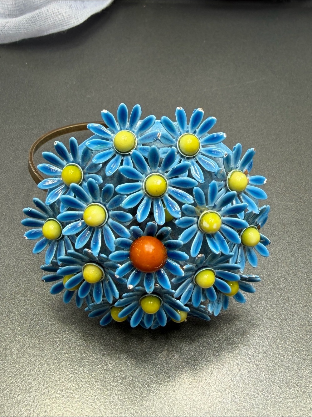 Vintage 70’s Enamel Blue Daisy Cluster Floral Bracelet